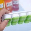 Forma de gelo com tampa rígida e fundo de silicone